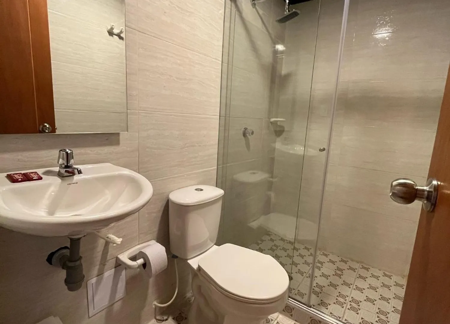 Cabana Yalis Sas Cartagena 0*,